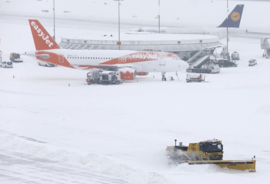 Flights cancelled at Tehran's Mehrabad Airport in heavy snowfall