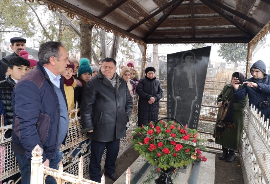 Gürcüstan Azərbaycanlıları Konqresinin üzvləri Bolnisidə 20 Yanvar şəhidinin məzarını ziyarət ediblər
