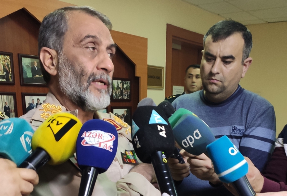 قاسم رضائي: ننوي تطوير علاقاتنا مع الزملاء الأذربيجانيين يخطط لقاء ثلاثي بين حرسي الحدود الإيراني والأذربيجاني وقوات الدرك التركي