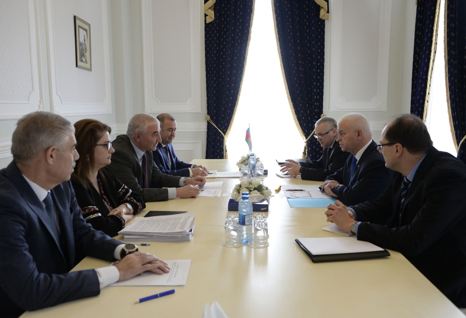 El Presidente de la Comisión Electoral Central se reunió con la delegación de la misión de observación de la CEI