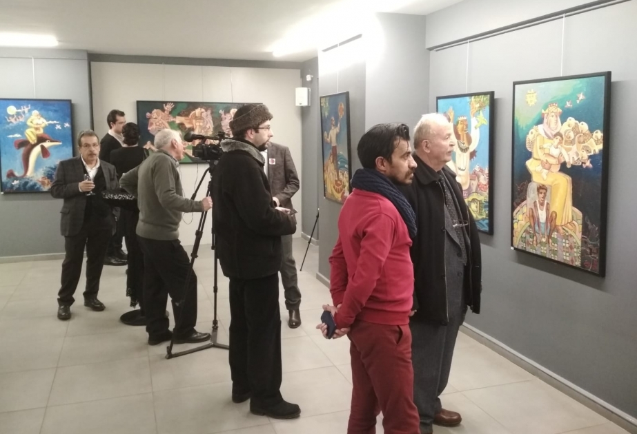 Ankarada 20 Yanvar faciəsi qurbanlarının xatirəsinə həsr edilmiş rəsm sərgisindən  FOTOSESSİYA