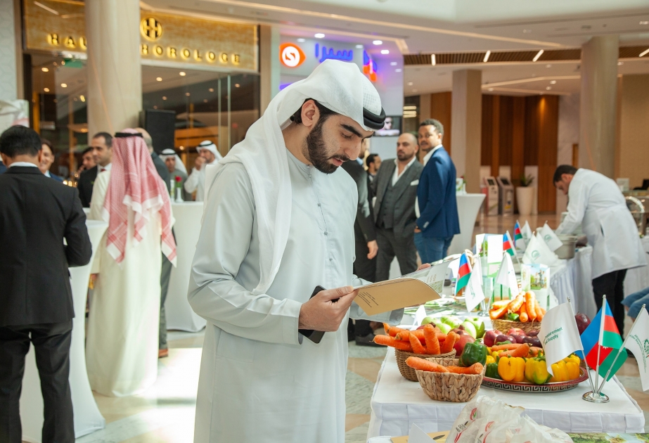 عرض المنتجات الزراعية الأذربيجانية في دبي