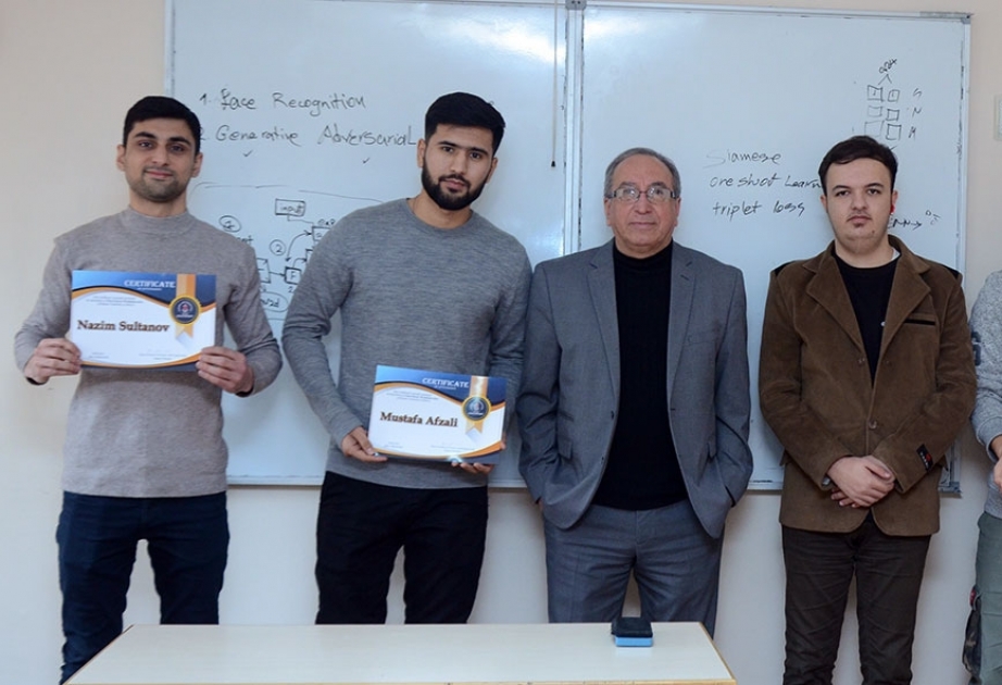 Xəzər Universitetində “Python ilə məlumat” seminarları yekunlaşıb