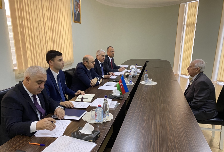 Energetika naziri Siyəzəndə, nazir müavinləri isə Qobustan və Cəlilabadda vətəndaşları qəbul ediblər