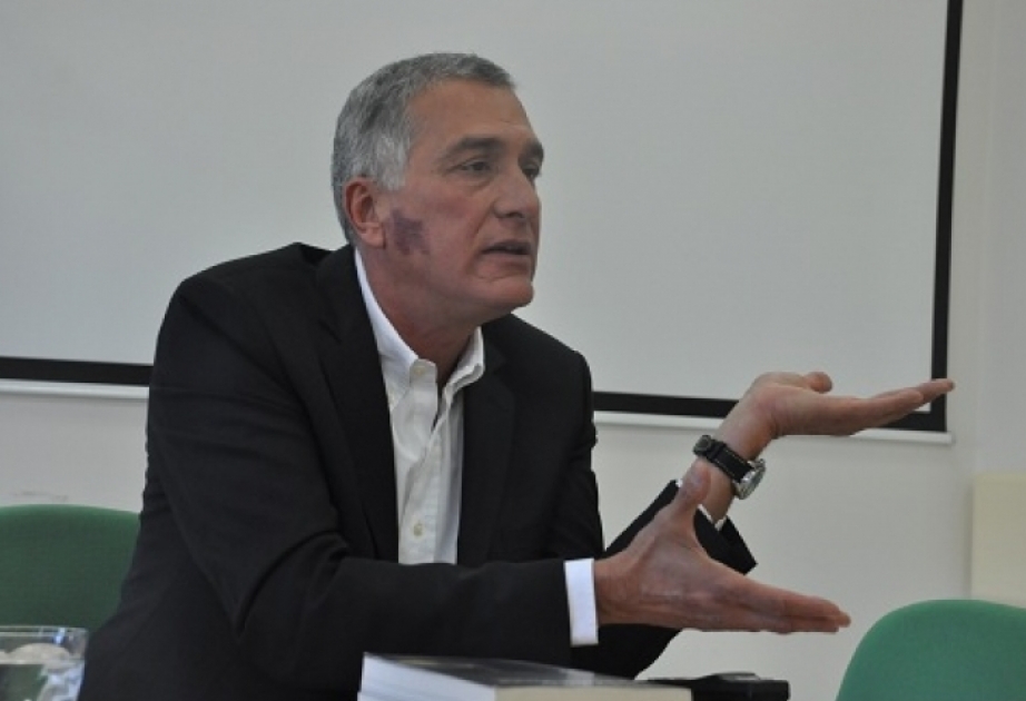 Türkiyəli professor: Azərbaycanda seçici, media və dövlət arasında əlaqə düzgün qurulub