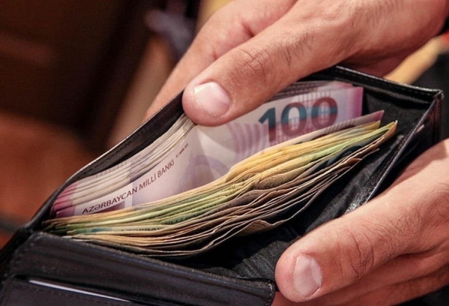 Ötən ilin 11 ayında muzdla çalışanların əməkhaqqı 623,1 manat olub