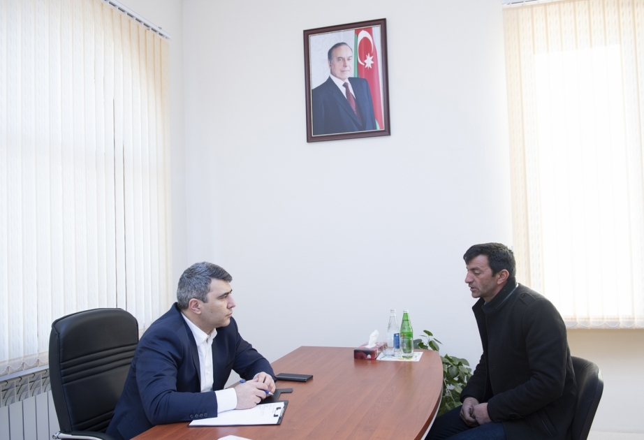 Kənd Təsərrüfatı naziri İnam Kərimov Saatlıda vətəndaşları qəbul edib