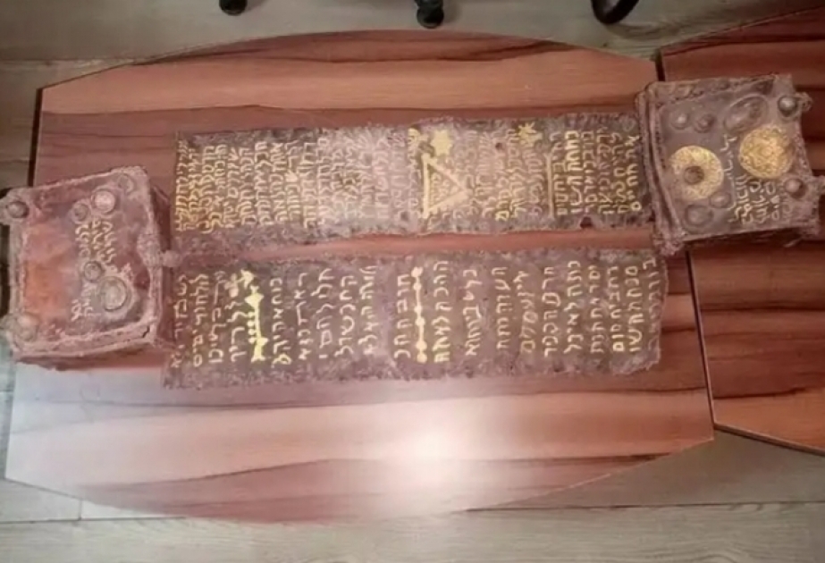 Türkiyədə dəyəri 2,5 milyon dollar olan “Tövrat” ələ keçirilib