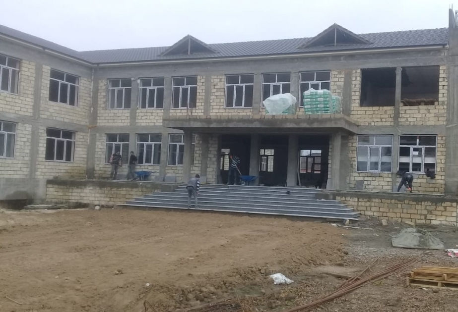 Saatlının Orta Muğan kəndində yeni məktəb binası tikilir