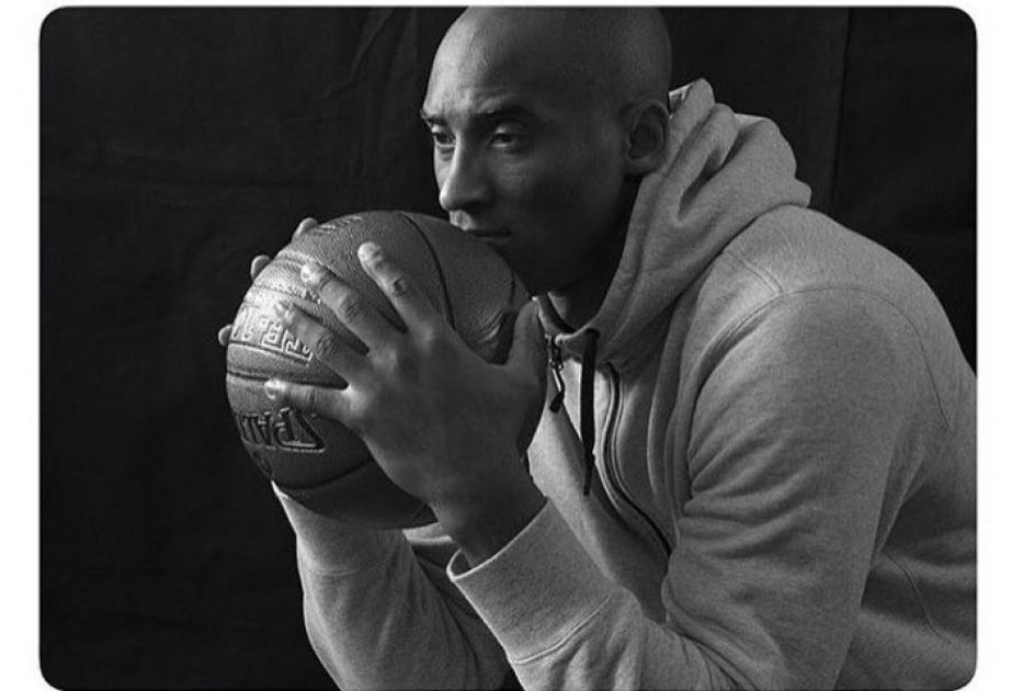 Los Angeles Lakers legend Kobe Bryant dies at 41 in helicopter crash VIDEO