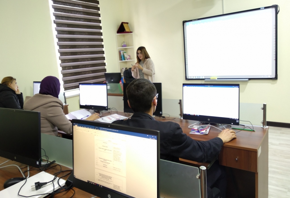 Balakən Gənclər evində lazımi avadanlıqla təchiz edilmiş kompüter və rəqs zalları istifadəyə verilib