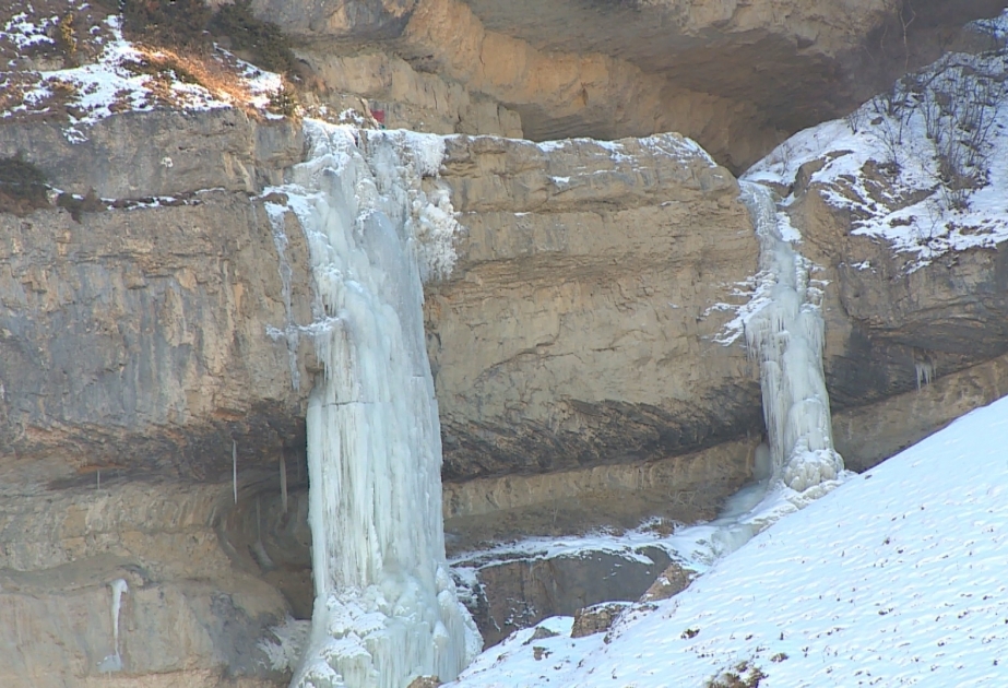 Les cascades montagnardes de Lézé : paysages fascinants