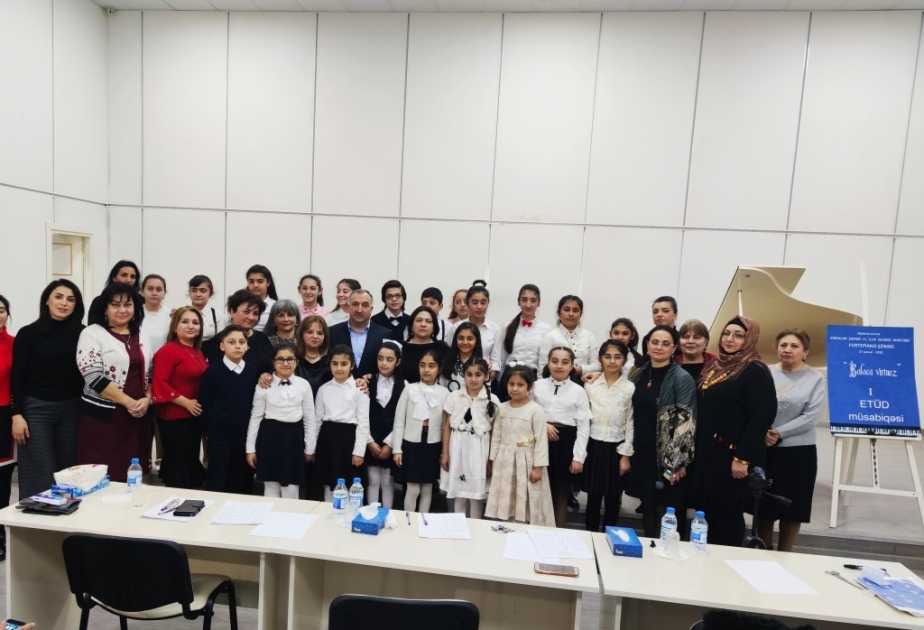 Xırdalan şəhər musiqi məktəbində “Balaca virtuoz” adlı etüd müsabiqəsi keçirilib