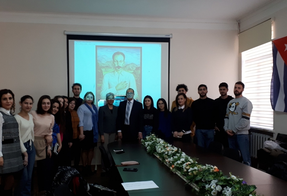 Azerbaiyán conmemora el 167º aniversario del nacimiento del Héroe Nacional de Cuba