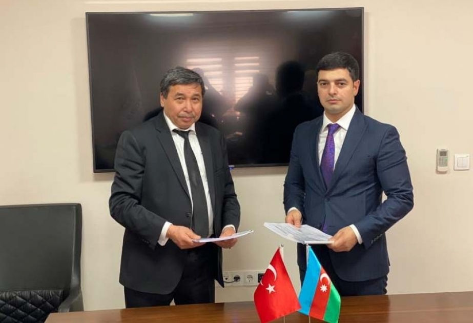 شركتي سكة حديد أذربيجان وتركيا توقعان على اتفاقية جديدة