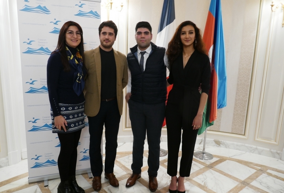La présentation du Caspian Research Center à Paris VIDEO