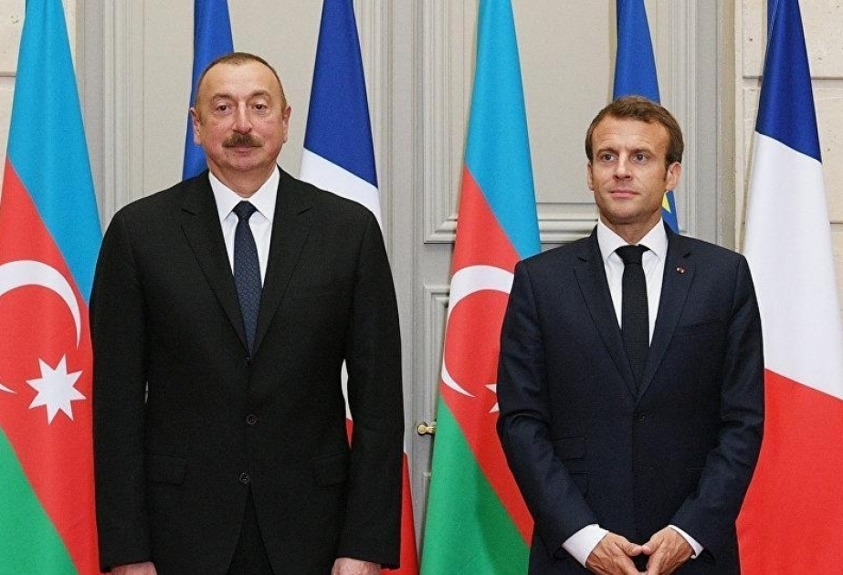 Präsident Macron telefoniert mit Präsident Ilham Aliyev