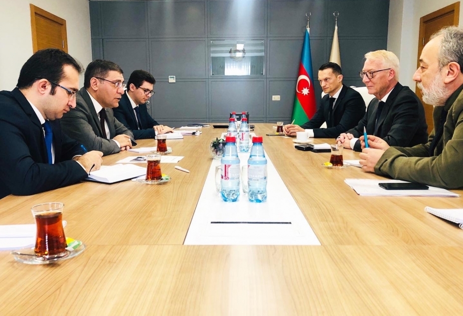 Azerbaiyán y Alemania discuten la creación de una empresa conjunta