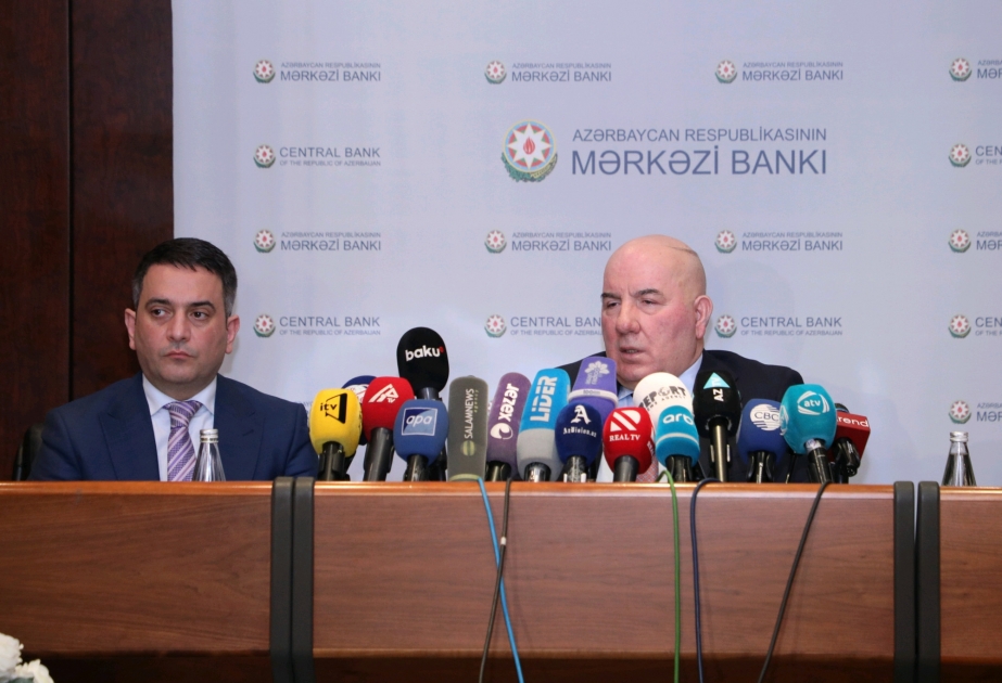 Elman Rüstəmov: İlin birinci yarısında bank sektorunun tam sağlamlaşdırılması başa çatdırılacaq