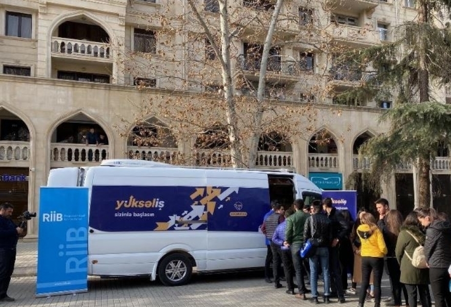 “Yüksəliş” müsabiqəsinin səyyar qeydiyyat avtobusları Gəncədə