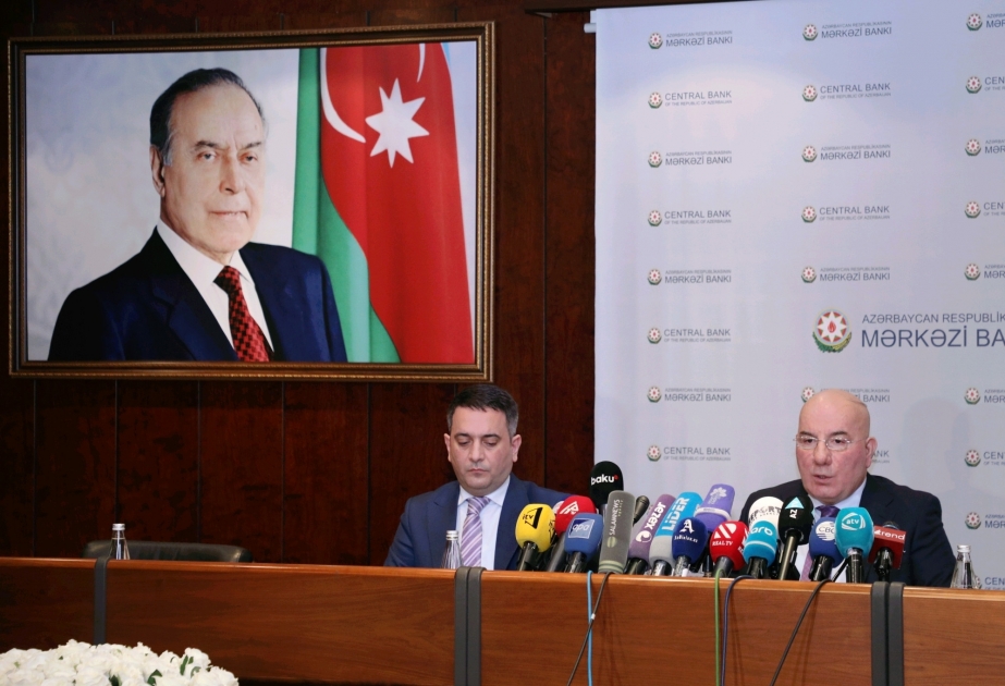 Se estudia la introducción de un nuevo modelo de seguro de depósitos en Azerbaiyán