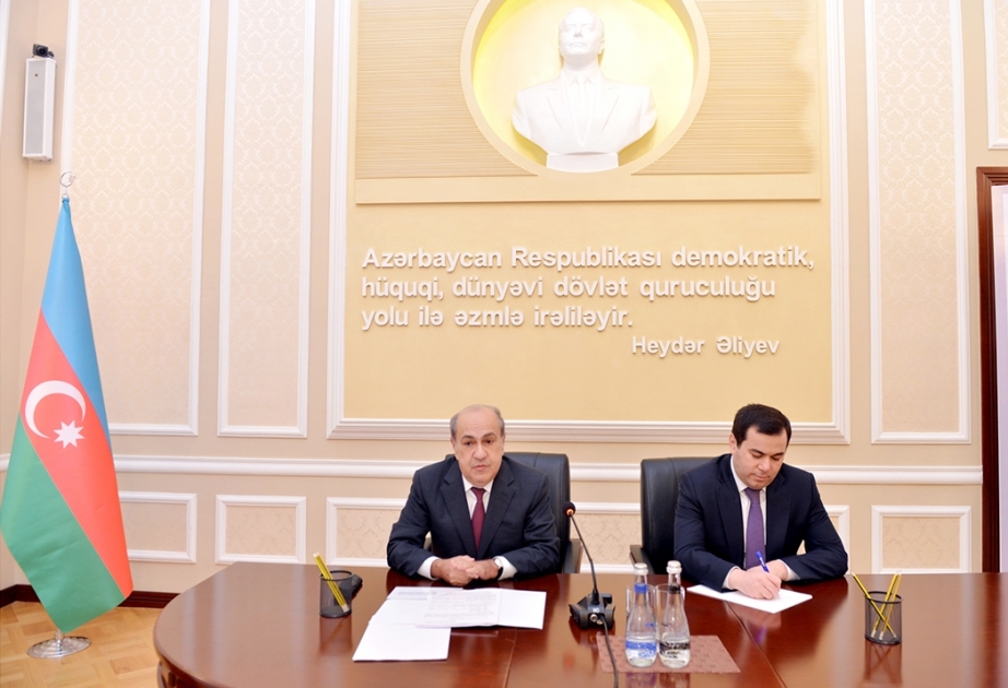 “Könüllülər ili” çərçivəsində Ədliyyə Nazirliyində gənclərlə görüş keçirilib