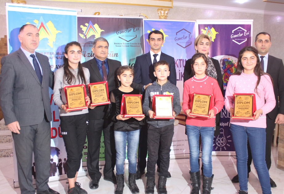 Balakəndə fəal gənclər mükafatlandırılıblar