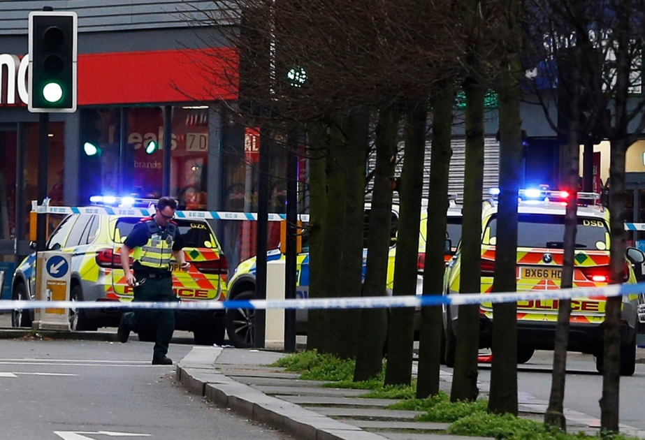 Londonun cənubunda bıçaqlı hücum nəticəsində iki nəfər yaralanıb VİDEO