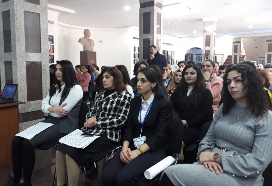 Ağsuda parlament seçkilərində ilk dəfə səs verəcək gənclərlə görüş olub