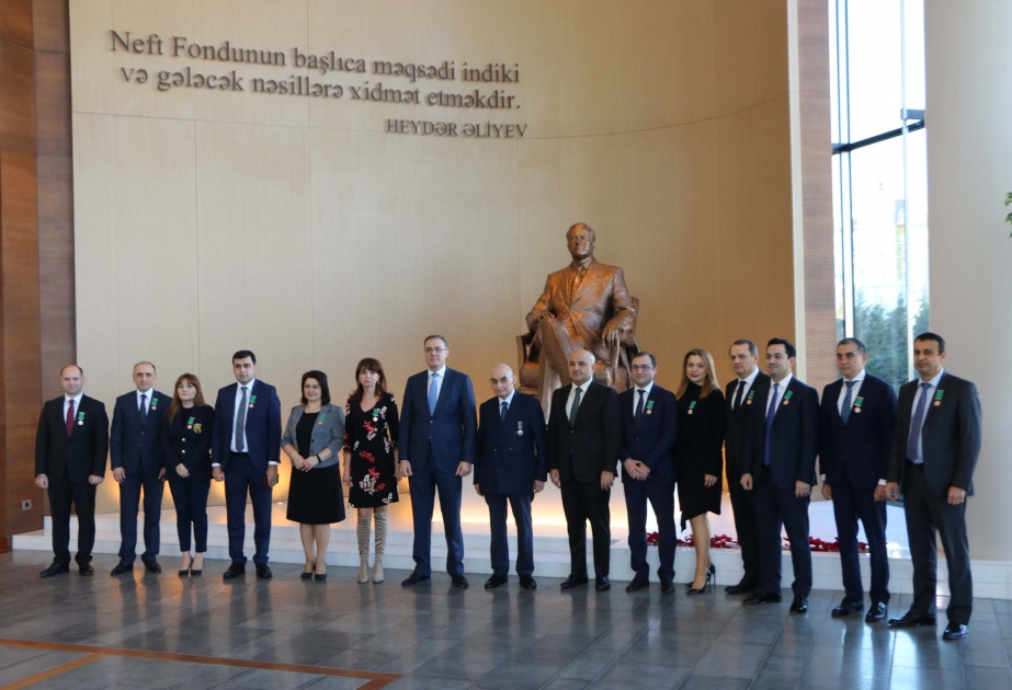 Neft Fondunun əməkdaşlarına orden və medallar təqdim olunub