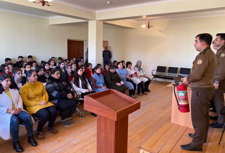 Seçki dairələrində və məktəblərdə yanğın təhlükəsizliyi qaydaları barədə məlumat verilib