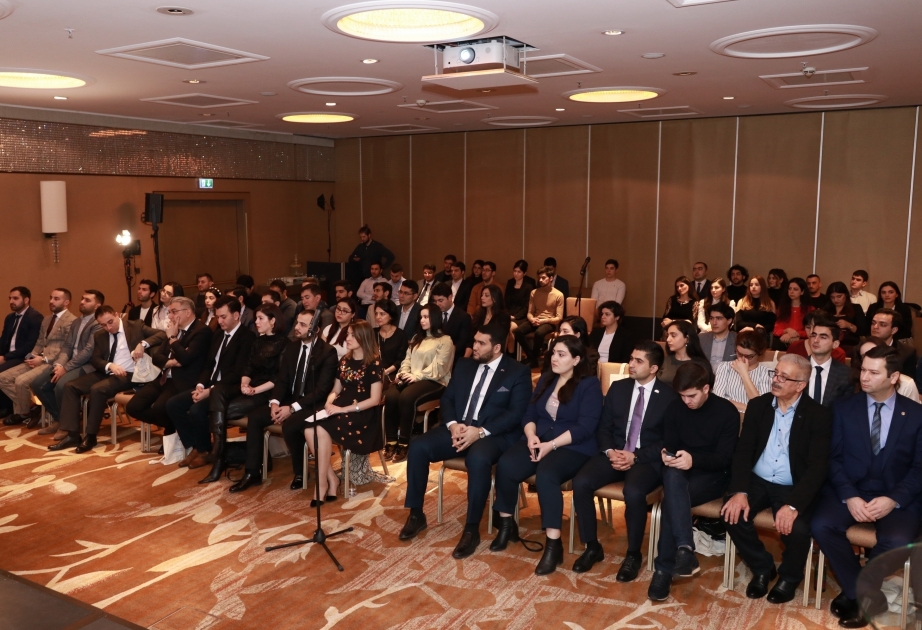 维也纳阿塞拜疆侨民举行见面会