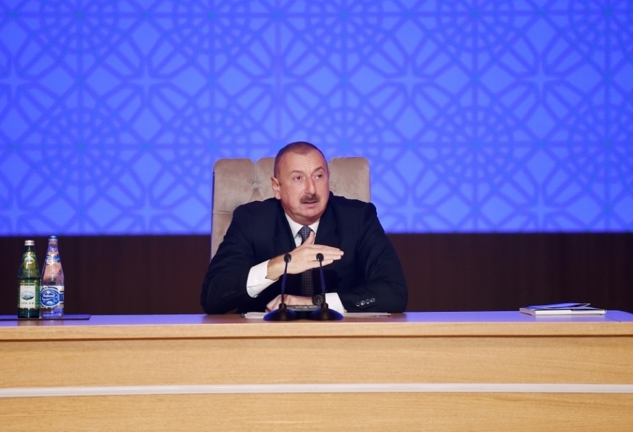 الرئيس إلهام علييف: يجب أن تكون أذربيجان زعيمة في الثورة الصناعية الرابعة