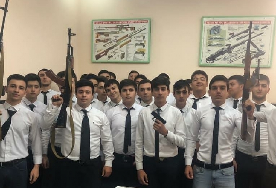 الطريق إلى قره باغ تمر عبر التدريب العسكري ذي التوجه الصحيح  ربورتاج من مركز الوطنية العسكرية وتدريب المتخصصين لدائرة الدولة للتعبئة العامة والتجنيد للخدمة العسكرية