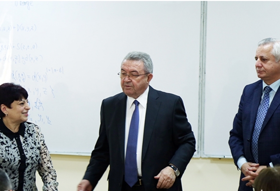 AMEA-da koronavirusla bağlı maarifləndirici tədbir keçirilib