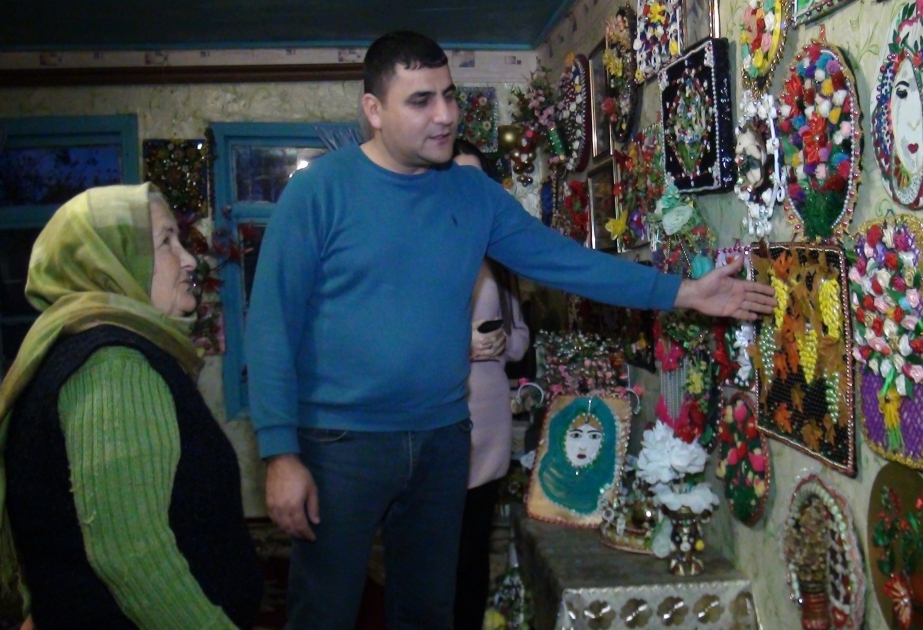 الأشغال اليدوية التي تصنعها الجدة سوره بحب