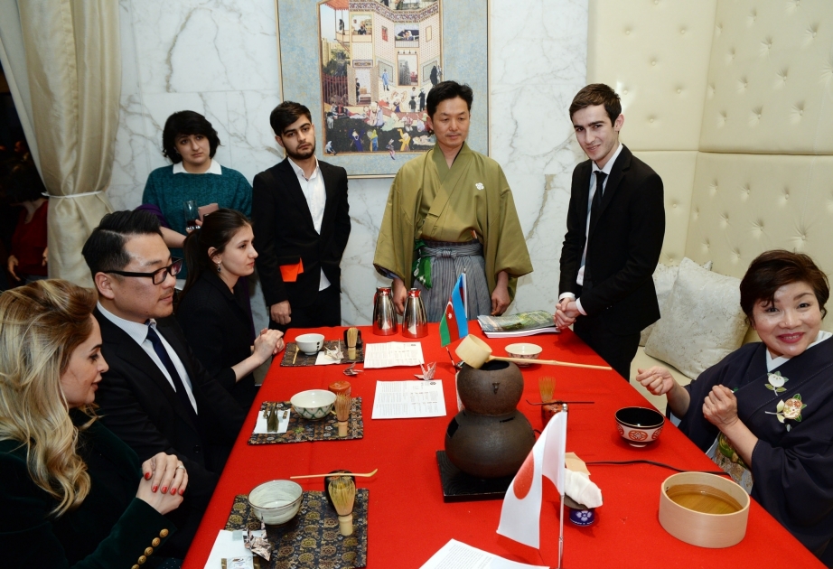 ®  Azerbaiyán establece la importación de productos alimenticios del Japón