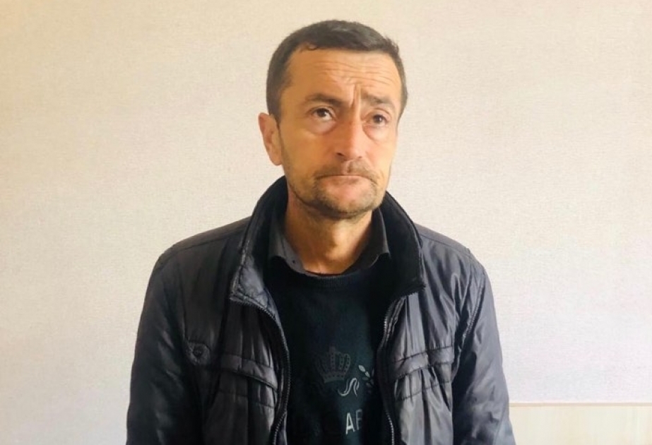 Jurnalistin əl çantasını oğurlayan şəxs tutulub