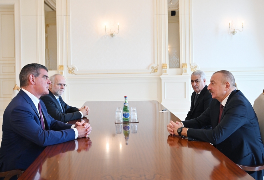 Ilham Aliyev recibió al presidente del Consejo de Administración de Stadler Rail AG