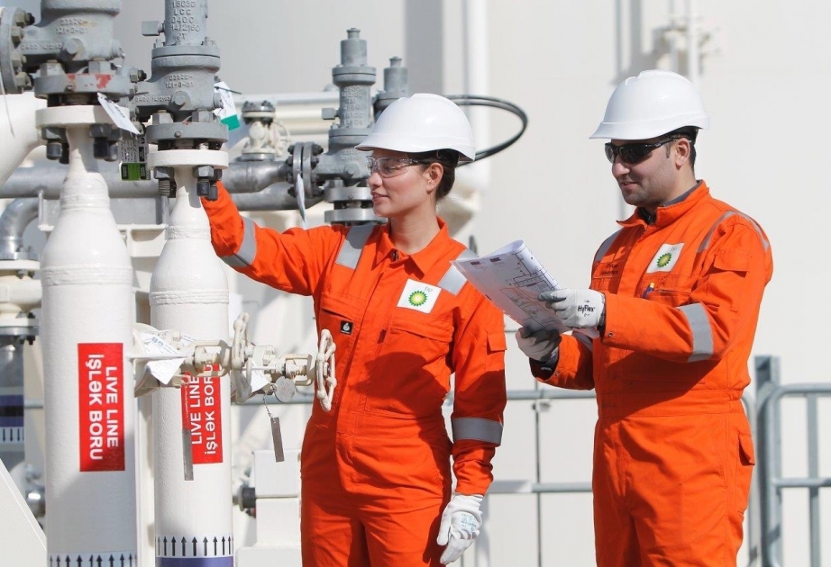 Im Ölkonzern BP arbeiten zurzeit rund 2534 Aserbaidschaner