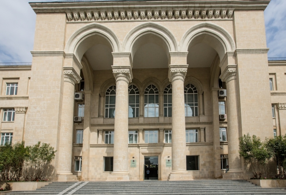 Seçenov Universitetinin Bakı filialı magistratura proqramının açılışını elan edir