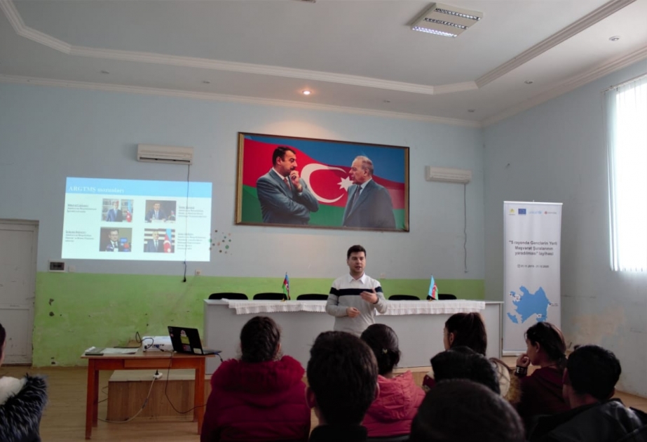 Beş rayonda gənclərin yerli məşvərət şuralarının yaradılması layihəsi çərçivəsində Xəzər rayonunda görüş keçirilib