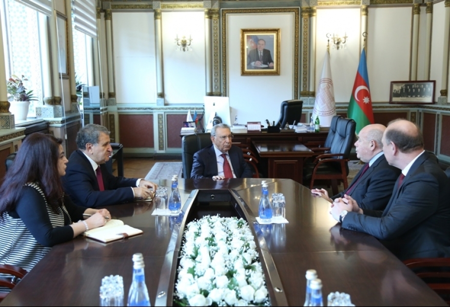 Akademik Ramiz Mehdiyev Rusiya Prezidentinin nümayəndəsi ilə görüşüb