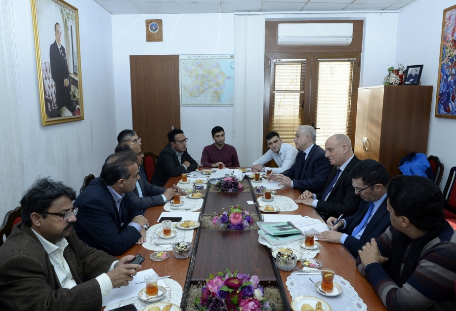 صحفيون باكستانيون: نستفيد دائما من أخبار أذرتاج استفادة واسعة