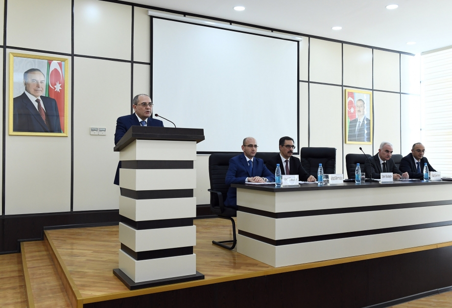 Dövlət Statistika Komitəsində ötənilki fəaliyyət və cari ildə qarşıda duran vəzifələr müzakirə edilib