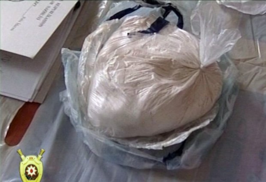 Bakı şəhər sakinindən iki kiloqramdan çox heroin götürülüb