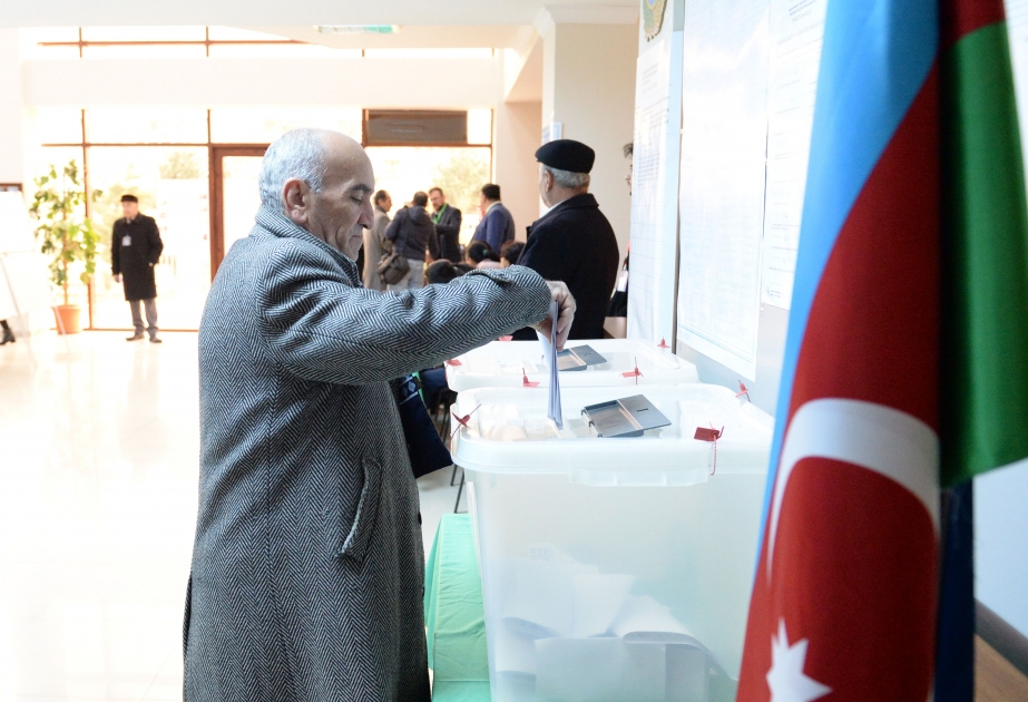 Xətai rayonundakı seçki məntəqələri vaxtında fəaliyyətə başlayıb