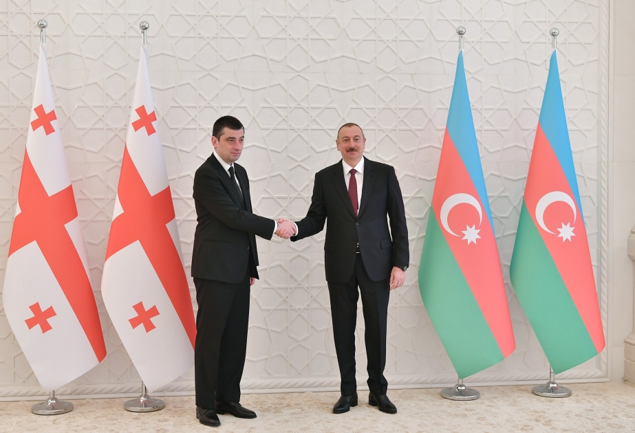 El Primer Ministro georgiano Giorgi Gakharia telefoneó al Presidente Ilham Aliyev