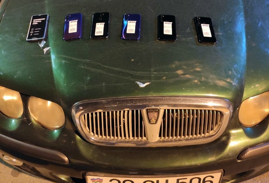 Gömrük nəzarətindən gizlədilən mobil telefonlar aşkarlanıb