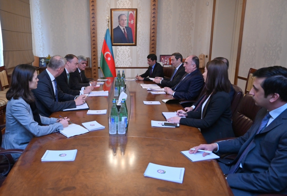 Canciller Mammadyarov se reúne con el Representante Especial de la Unión Europea